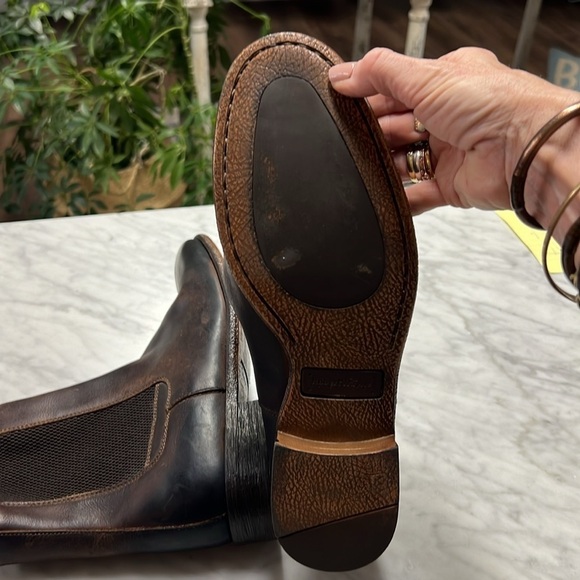 Robert Wayne Men’s Oregon Brown Leather Slip on Chelsea Boot Size 10 - Picture 8 of 16